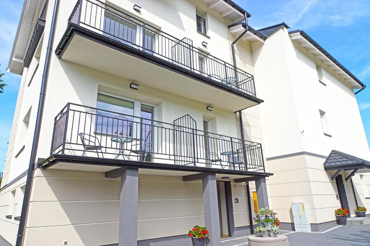 Nad Stawem Apartment Устрон Екстериор снимка