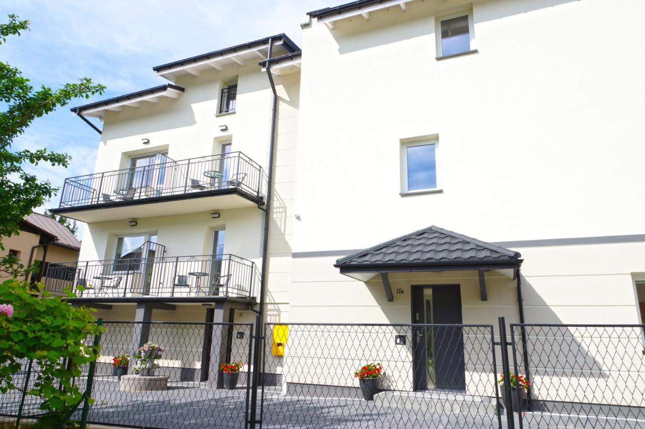 Nad Stawem Apartment Устрон Екстериор снимка