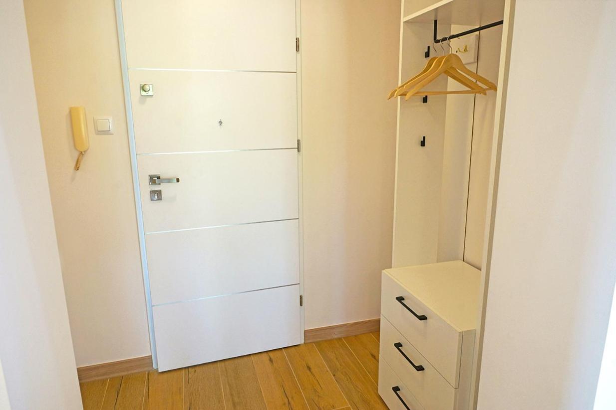 Nad Stawem Apartment Устрон Екстериор снимка
